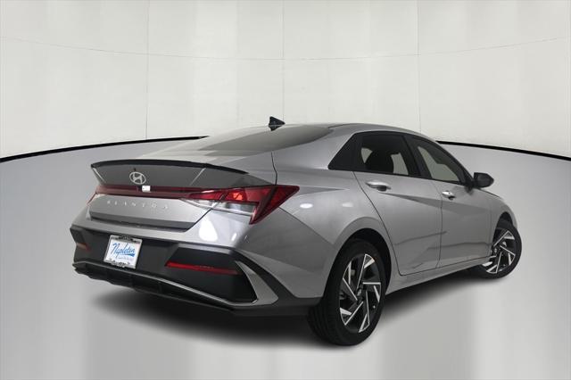 new 2025 Hyundai Elantra car, priced at $24,670