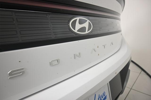 new 2024 Hyundai Sonata Hybrid car, priced at $30,695