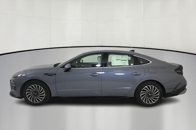 new 2025 Hyundai Sonata Hybrid car, priced at $29,441