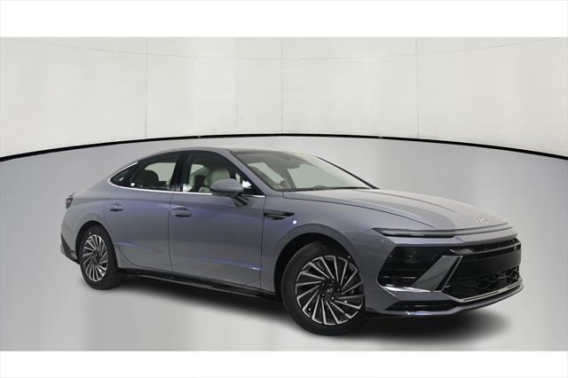 new 2025 Hyundai Sonata Hybrid car, priced at $29,441