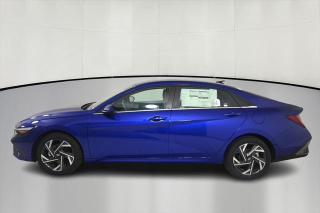 new 2025 Hyundai Elantra car, priced at $27,260