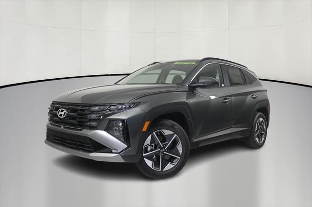 new 2025 Hyundai TUCSON Hybrid car, priced at $38,715