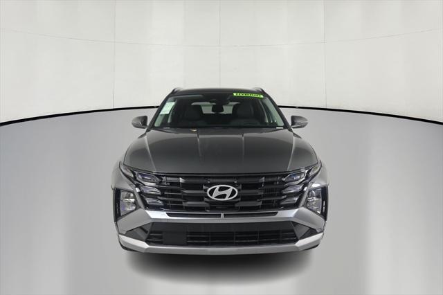 new 2025 Hyundai TUCSON Hybrid car, priced at $38,715
