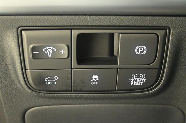 new 2025 Hyundai TUCSON Hybrid car, priced at $38,945