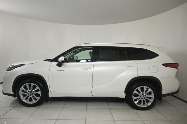 used 2021 Toyota Highlander Hybrid car, priced at $38,905