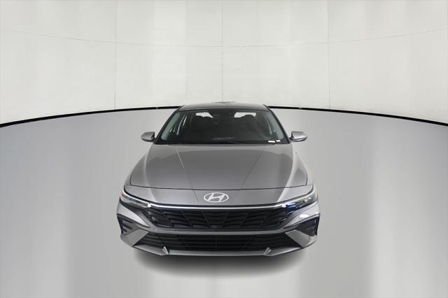 new 2024 Hyundai Elantra car, priced at $22,761