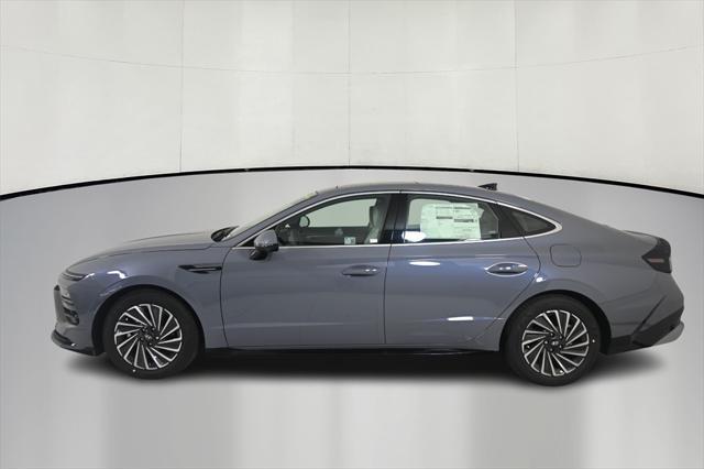 new 2025 Hyundai Sonata Hybrid car, priced at $35,088