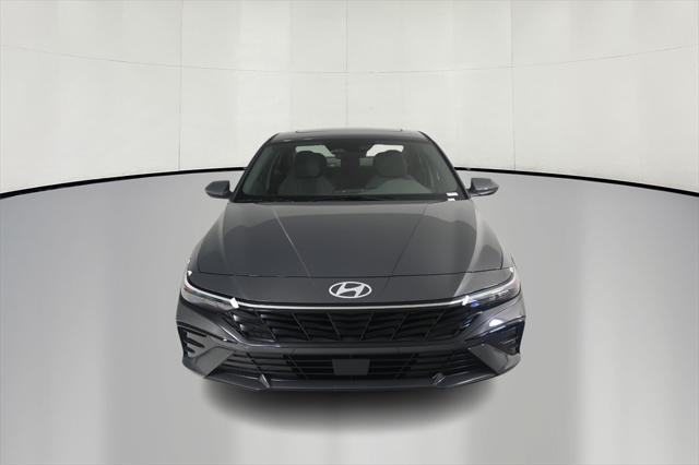 new 2025 Hyundai Elantra car, priced at $27,020