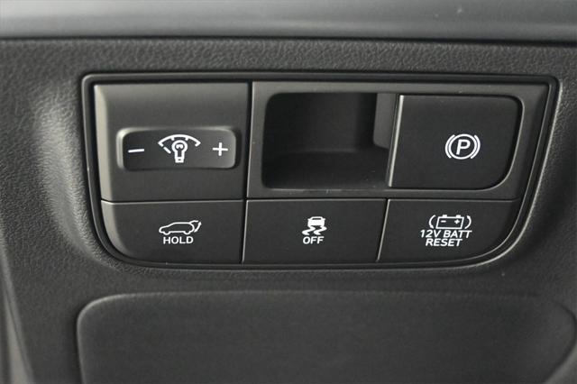 new 2025 Hyundai TUCSON Hybrid car, priced at $31,542