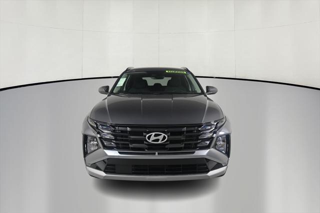 new 2025 Hyundai TUCSON Hybrid car, priced at $31,542