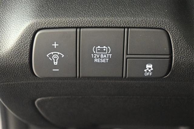 new 2025 Hyundai Elantra car, priced at $26,473