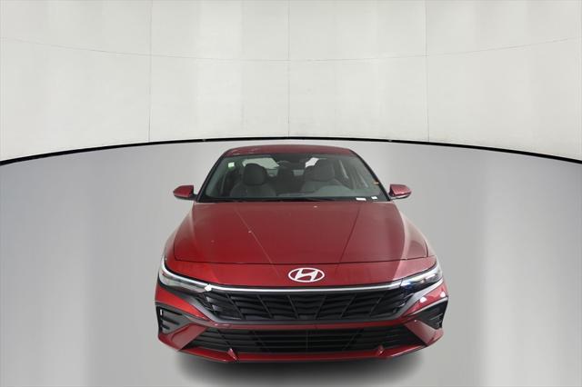 new 2024 Hyundai Elantra car, priced at $22,563