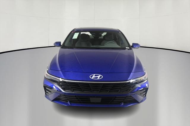 new 2025 Hyundai Elantra car, priced at $27,260