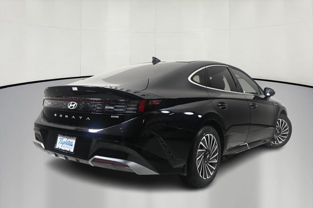 new 2024 Hyundai Sonata Hybrid car, priced at $30,244