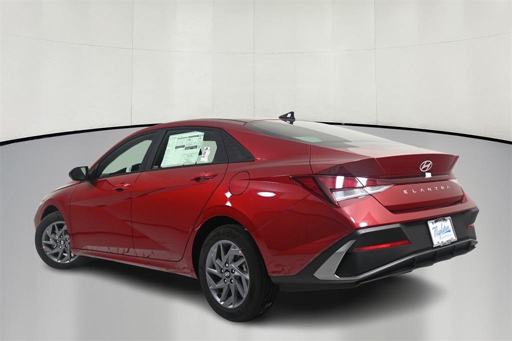 new 2024 Hyundai Elantra car, priced at $25,265