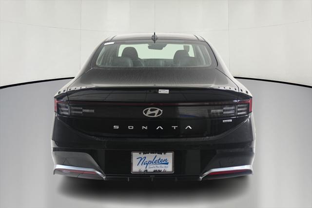 new 2025 Hyundai Sonata Hybrid car, priced at $38,744