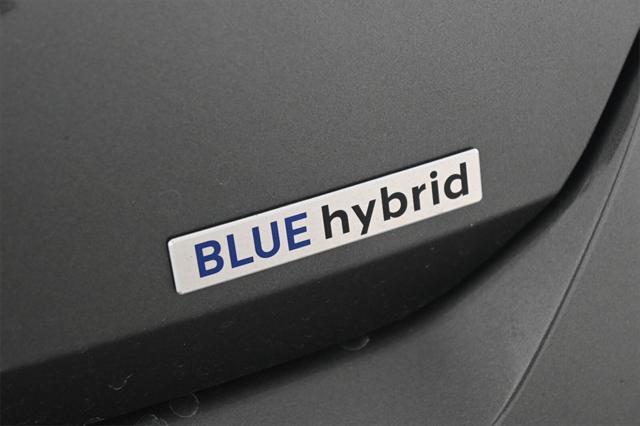 new 2025 Hyundai ELANTRA HEV car, priced at $26,300
