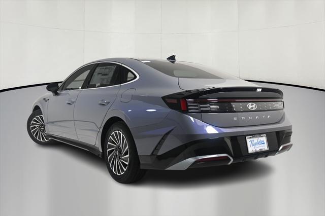 new 2025 Hyundai Sonata Hybrid car, priced at $32,650