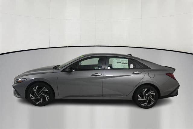 new 2025 Hyundai Elantra car, priced at $25,975