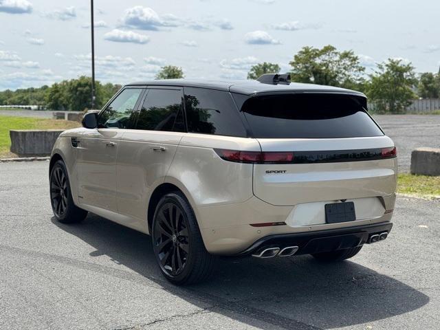 new 2025 Land Rover Range Rover Sport car, priced at $131,600