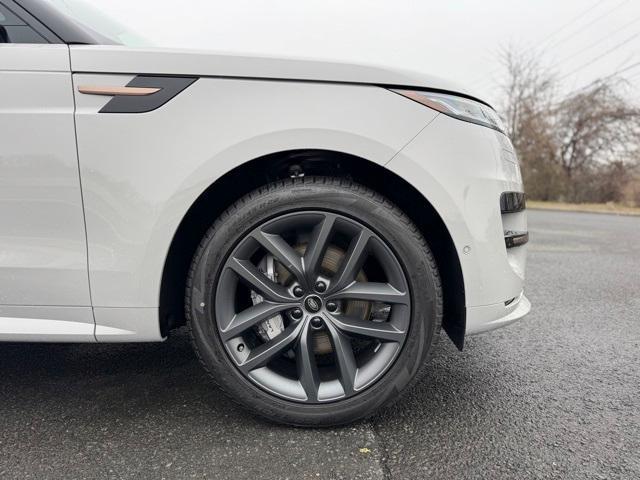 new 2025 Land Rover Range Rover Sport car, priced at $98,740