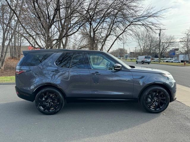 new 2024 Land Rover Discovery car, priced at $61,970