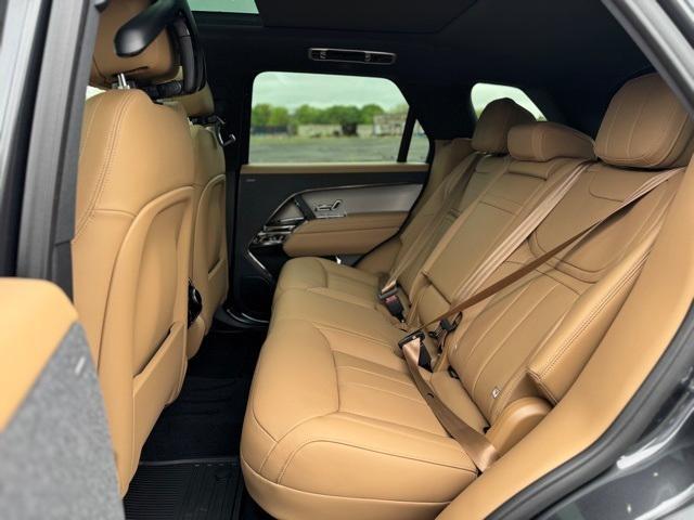 new 2025 Land Rover Range Rover Sport car, priced at $88,680