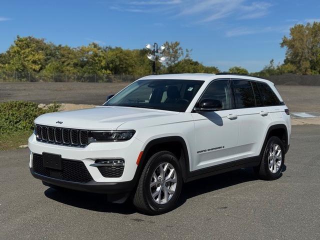 used 2022 Jeep Grand Cherokee car, priced at $30,998