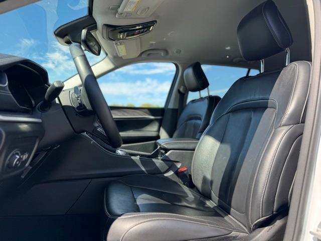 used 2022 Jeep Grand Cherokee car, priced at $30,998