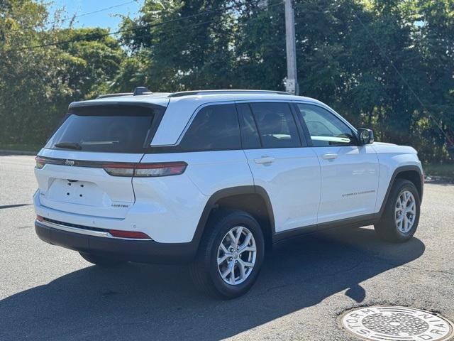 used 2022 Jeep Grand Cherokee car, priced at $30,998
