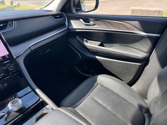 used 2022 Jeep Grand Cherokee car, priced at $30,998