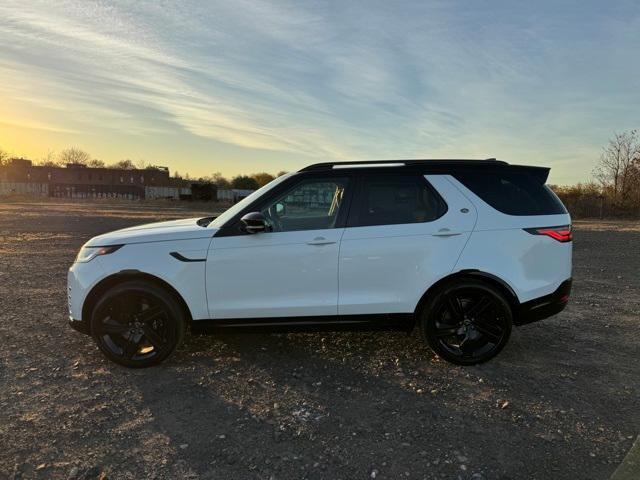 new 2025 Land Rover Discovery car, priced at $88,943