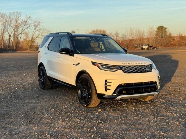 new 2025 Land Rover Discovery car, priced at $88,943