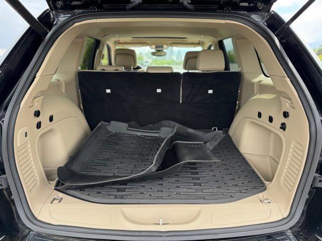 used 2021 Jeep Grand Cherokee car