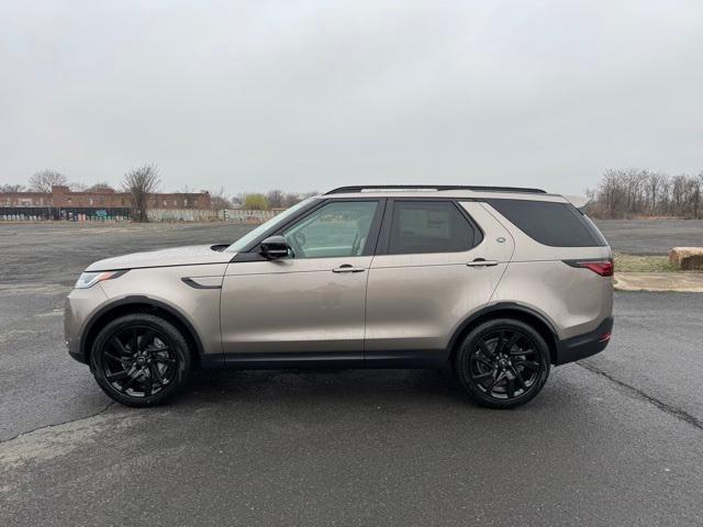 new 2025 Land Rover Discovery car, priced at $63,778