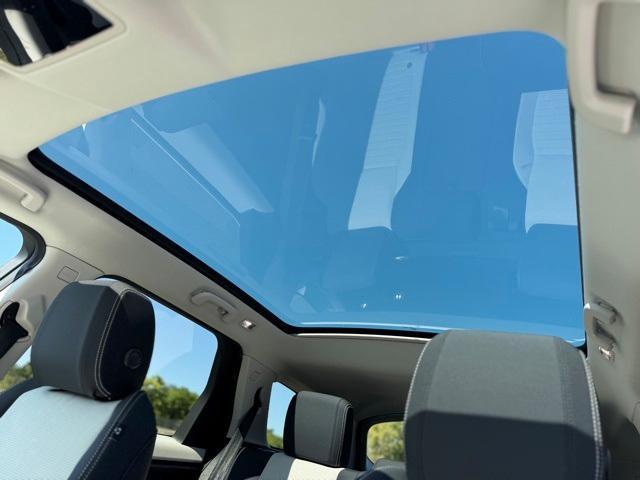 new 2025 Land Rover Discovery Sport car, priced at $51,965