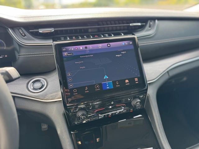 used 2023 Jeep Grand Cherokee car, priced at $32,988