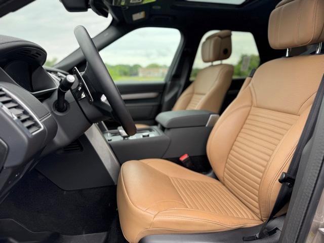 used 2024 Land Rover Discovery car, priced at $57,975