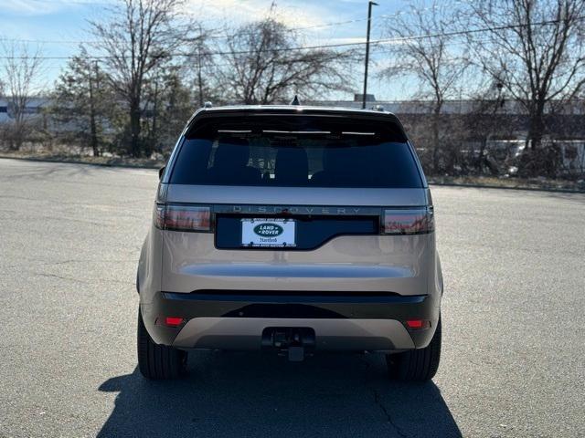 new 2024 Land Rover Discovery car, priced at $72,458