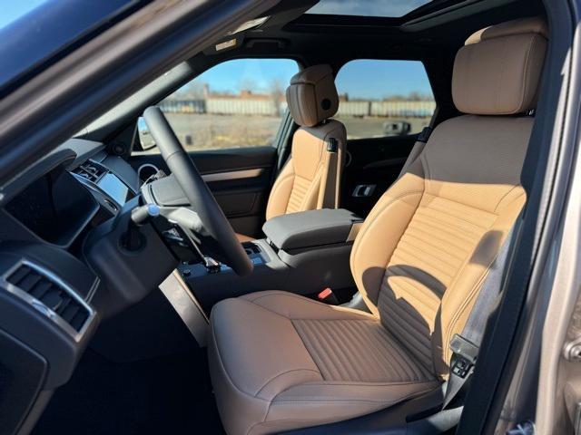 new 2024 Land Rover Discovery car, priced at $72,458