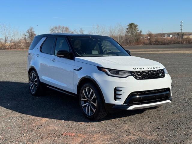 new 2025 Land Rover Discovery car, priced at $75,178