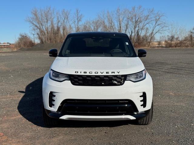 new 2025 Land Rover Discovery car, priced at $75,178