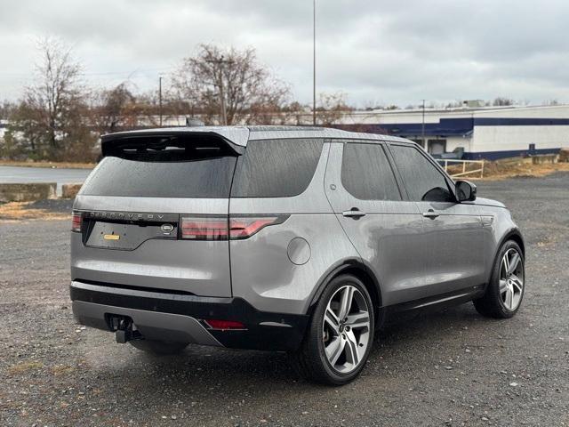 used 2022 Land Rover Discovery car, priced at $43,398