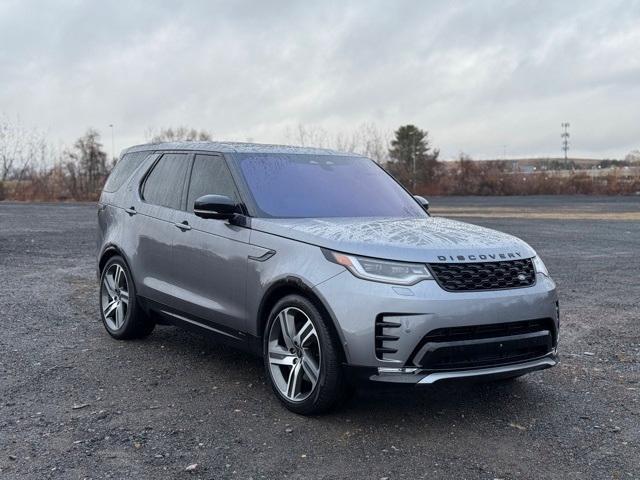 used 2022 Land Rover Discovery car, priced at $43,398