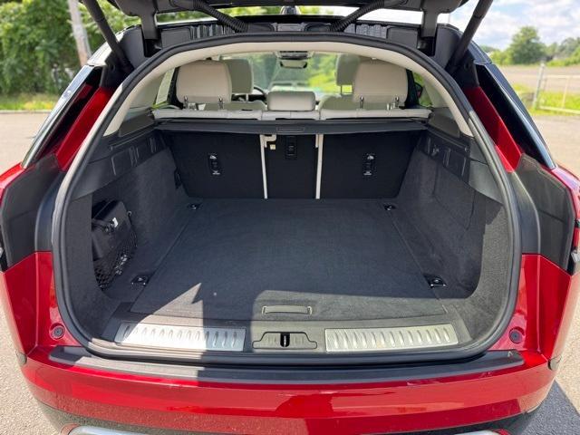 used 2021 Land Rover Range Rover Velar car, priced at $36,988