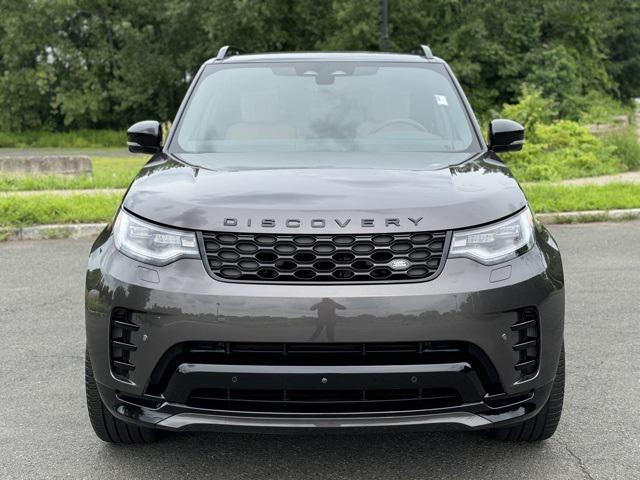 new 2024 Land Rover Discovery car, priced at $72,558