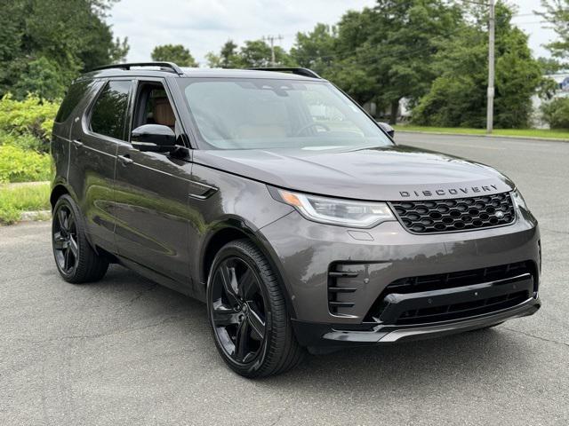 new 2024 Land Rover Discovery car, priced at $72,558