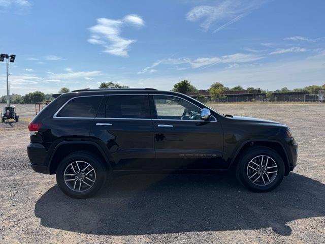 used 2021 Jeep Grand Cherokee car, priced at $27,928