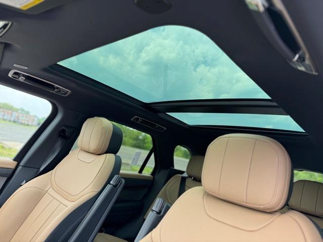 new 2025 Land Rover Range Rover Sport car, priced at $112,640
