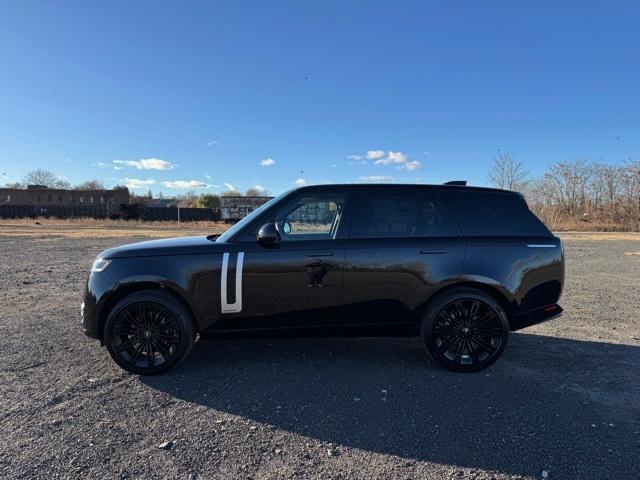 new 2025 Land Rover Range Rover car, priced at $171,530